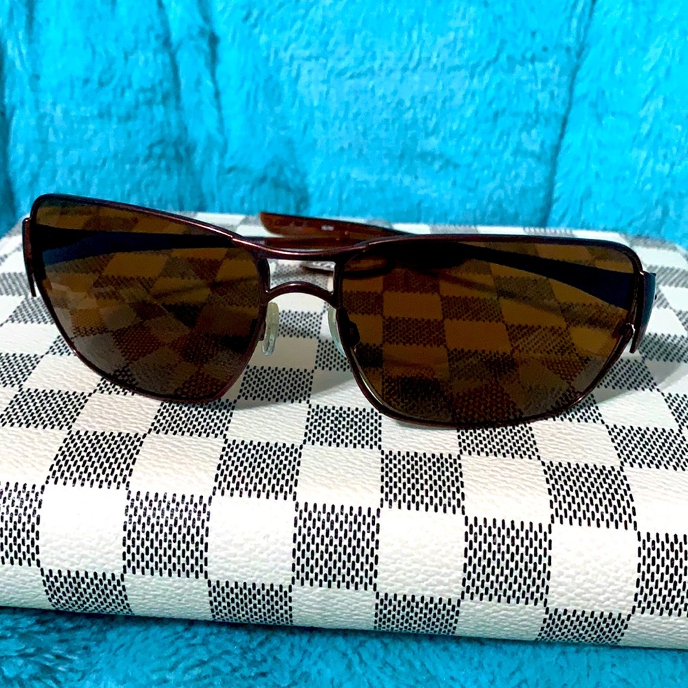 Oakley aviators